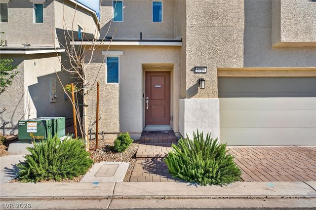 5714 Sunset Amber Avenue, Las Vegas, NV 89122