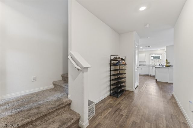 5714 Sunset Amber Avenue, Las Vegas, NV 89122