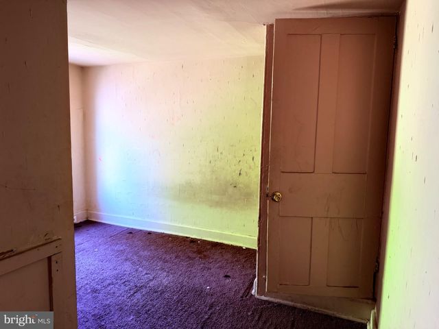 325 E MOORE ST, Norristown, PA 19401