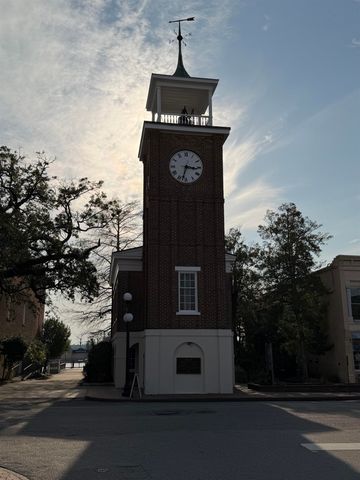 604 Henry St., Georgetown, SC 29440