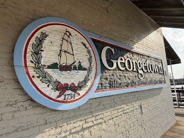 604 Henry St., Georgetown, SC 29440