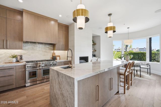 7475 E GAINEY RANCH Road 7, Scottsdale, AZ 85258