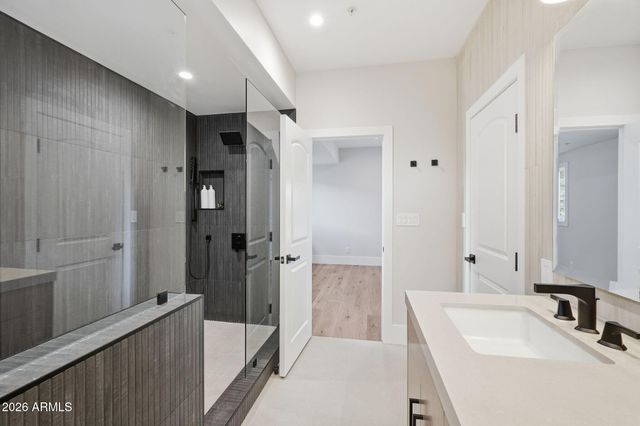 7475 E GAINEY RANCH Road 7, Scottsdale, AZ 85258