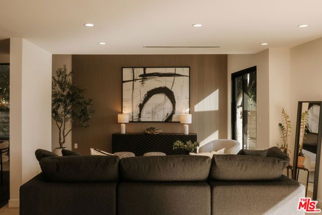 2025 Hercules Drive, Los Angeles, CA 90046