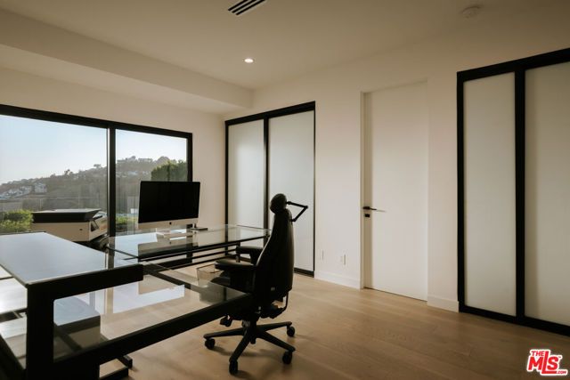 2025 Hercules Drive, Los Angeles, CA 90046