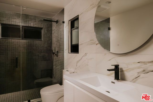 2025 Hercules Drive, Los Angeles, CA 90046