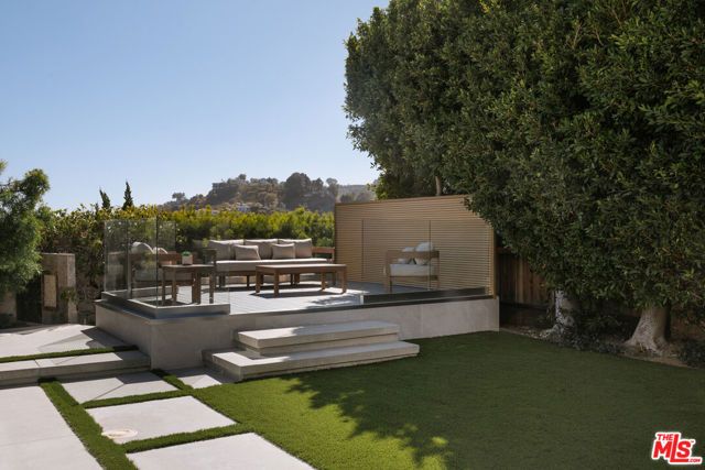 2025 Hercules Drive, Los Angeles, CA 90046
