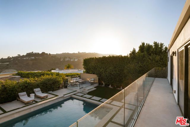 2025 Hercules Drive, Los Angeles, CA 90046