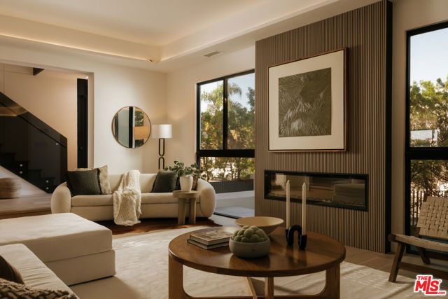 2025 Hercules Drive, Los Angeles, CA 90046
