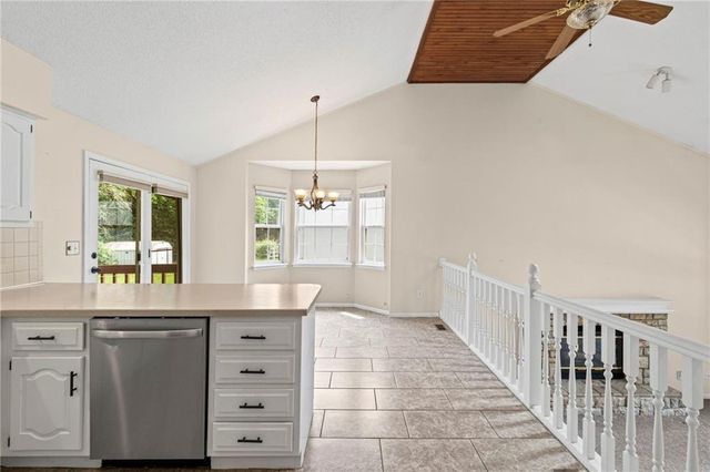 2204 NE Chipman Road, Lee's Summit, MO 64086