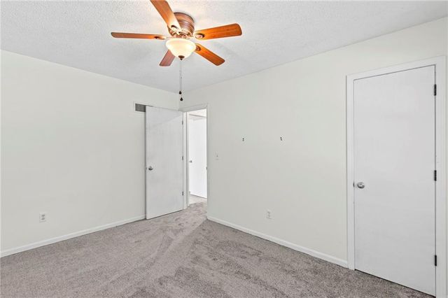 2204 NE Chipman Road, Lee's Summit, MO 64086