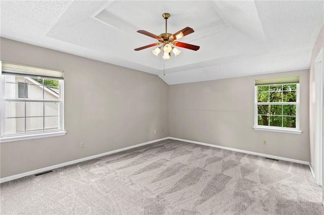 2204 NE Chipman Road, Lee's Summit, MO 64086