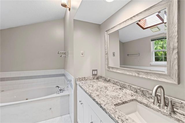 2204 NE Chipman Road, Lee's Summit, MO 64086