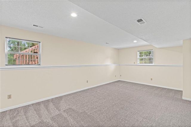 2204 NE Chipman Road, Lee's Summit, MO 64086