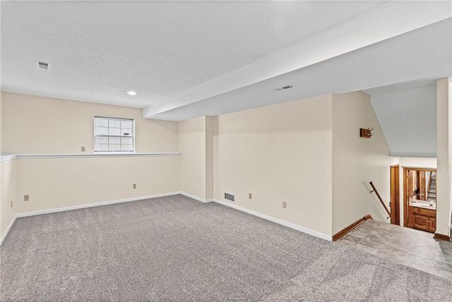 2204 NE Chipman Road, Lee's Summit, MO 64086