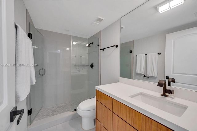 10175 Collins Avenue 102, Bal Harbour, FL 33154