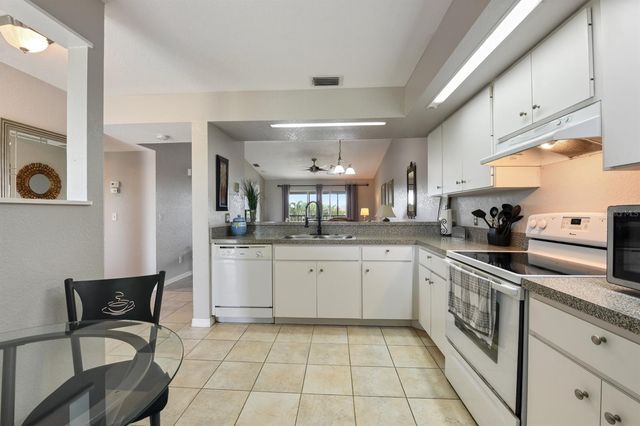449 ROYAL POINCIANA 221, Punta Gorda, FL 33955