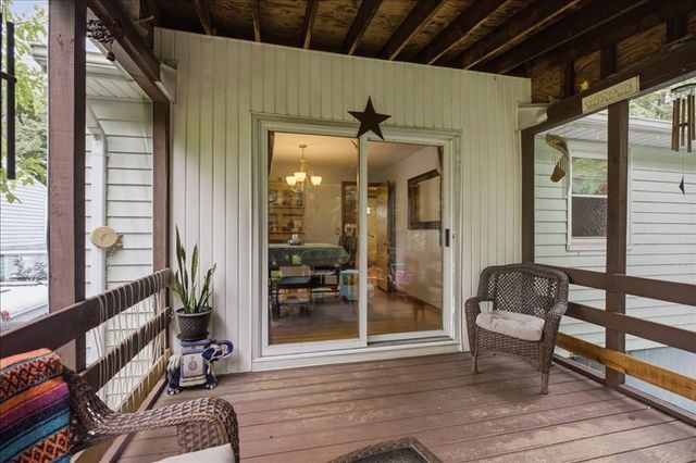 235 Pasco Rd, Springfield, MA 01151