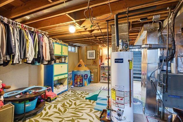 235 Pasco Rd, Springfield, MA 01151