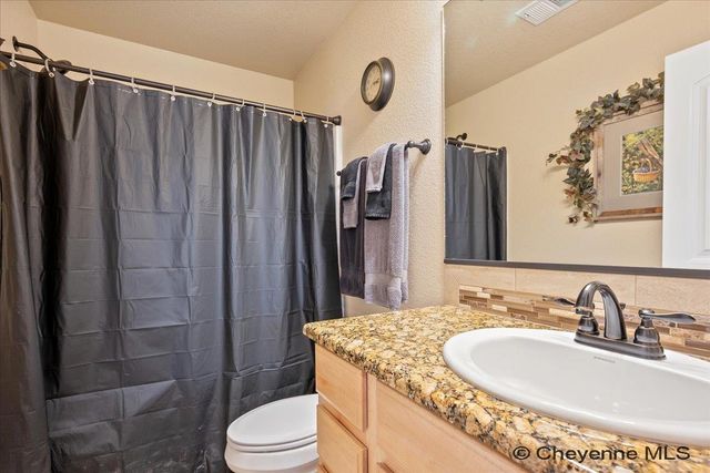 3728 SUNRISE HILLS DR, Cheyenne, WY 82009