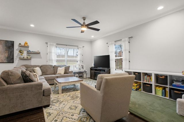 117 N River Hills Drive, Spartanburg, SC 29303