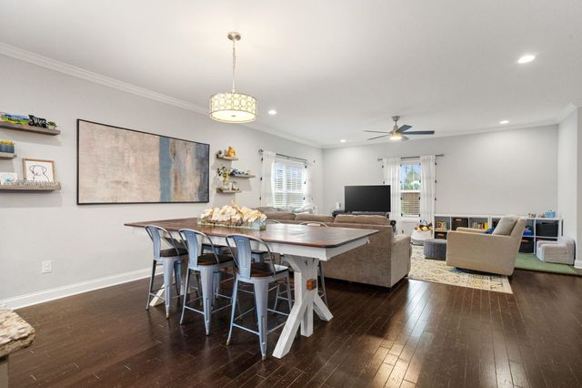 117 N River Hills Drive, Spartanburg, SC 29303