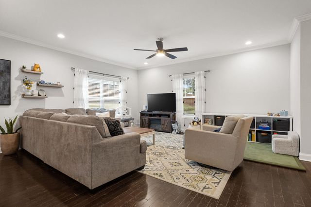 117 N River Hills Drive, Spartanburg, SC 29303