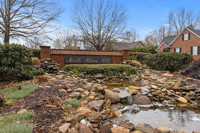 117 N River Hills Drive, Spartanburg, SC 29303