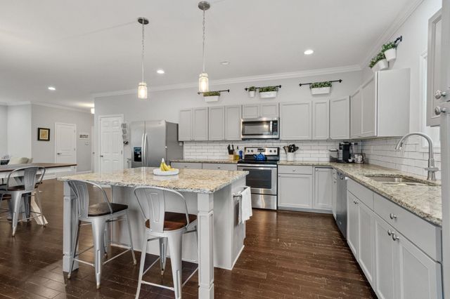 117 N River Hills Drive, Spartanburg, SC 29303