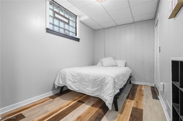 1861 S Main Street, Akron, OH 44301