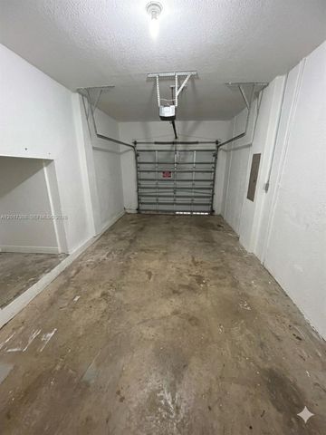 11339 SW 243rd Ter, Homestead, FL 33032