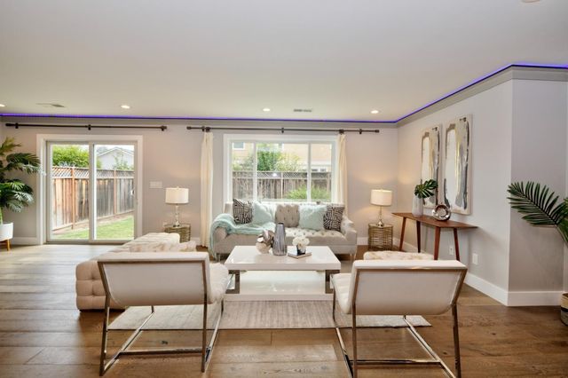 6026 Dial Way, San Jose, CA 95129