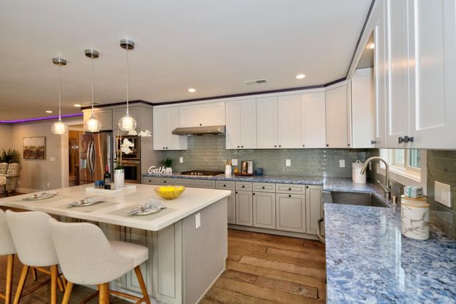 6026 Dial Way, San Jose, CA 95129