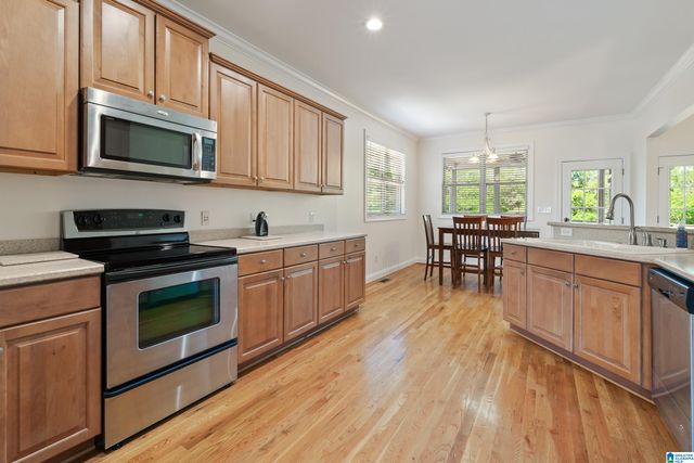 5620 CAHABA GLEN CIRCLE, Birmingham, AL 35210