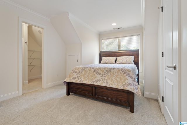 5620 CAHABA GLEN CIRCLE, Birmingham, AL 35210