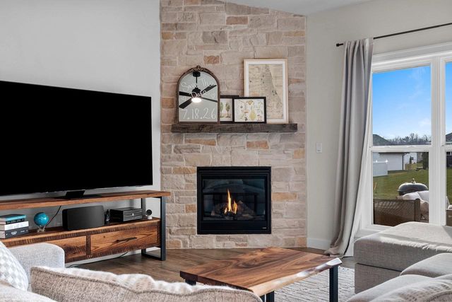 2652 CHAMBERS CROSSING, Suamico, WI 54313