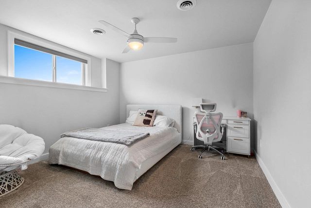 2652 CHAMBERS CROSSING, Suamico, WI 54313