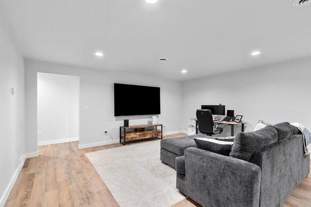 2652 CHAMBERS CROSSING, Suamico, WI 54313