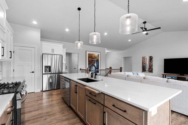 2652 CHAMBERS CROSSING, Suamico, WI 54313