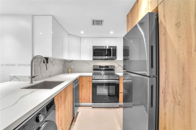 1000 West Ave 408, Miami Beach, FL 33139