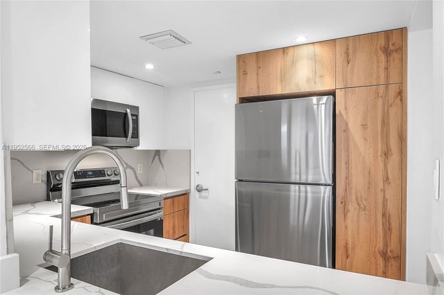 1000 West Ave 408, Miami Beach, FL 33139