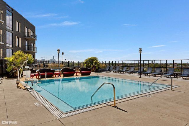 1025 W Addison Street 535, Chicago, IL 60613