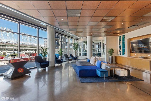 1025 W Addison Street 535, Chicago, IL 60613