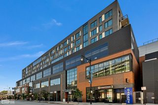 1025 W Addison Street 535, Chicago, IL 60613