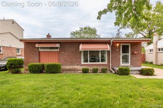 5387 Vivian Street, Dearborn Heights, MI 48125
