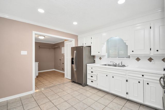 1906 Airline Drive, Katy, TX 77493