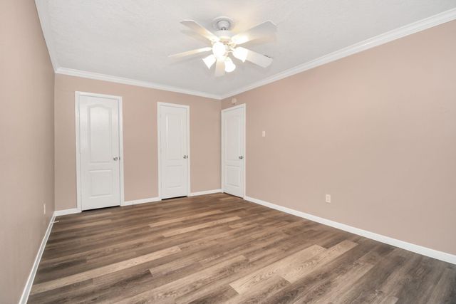 1906 Airline Drive, Katy, TX 77493