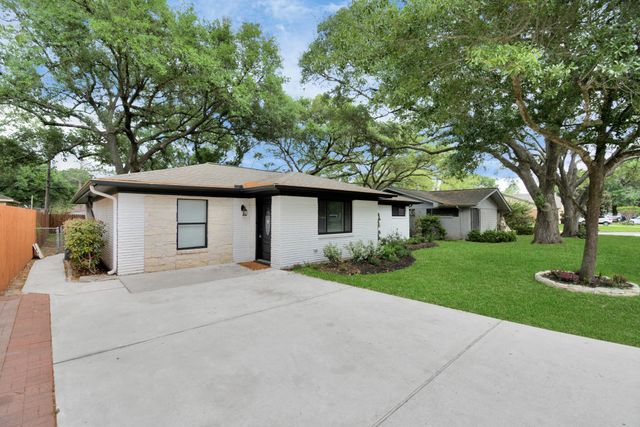 1906 Airline Drive, Katy, TX 77493