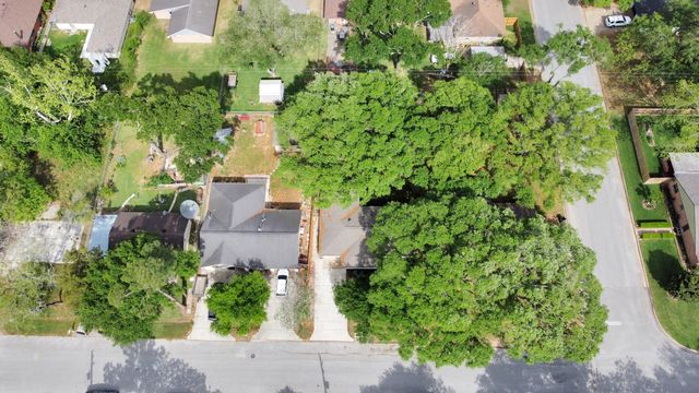 1906 Airline Drive, Katy, TX 77493