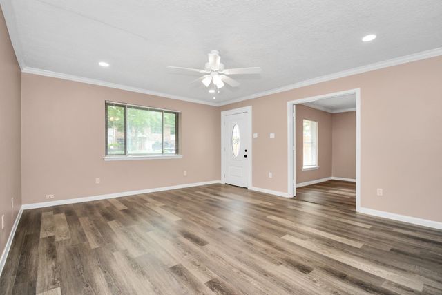 1906 Airline Drive, Katy, TX 77493